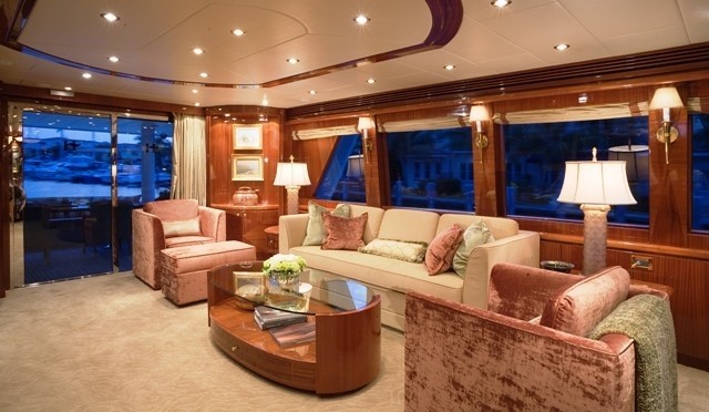 Yacht ALL THAT JAZZ, Hargrave | CHARTERWORLD Luxury Superyacht Charters